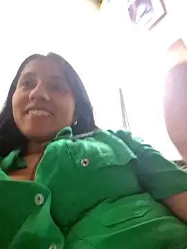 SofiiMilf — masturbation with cucumber