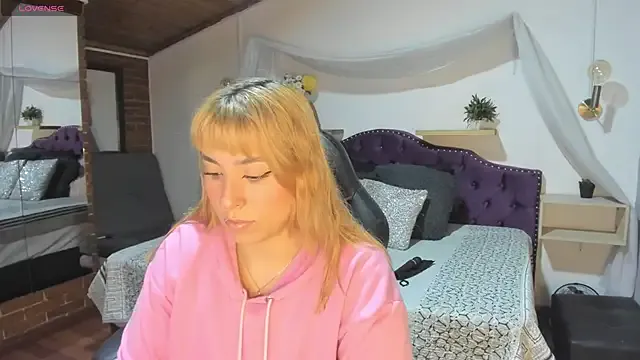 sophialyh_1 — show pussy