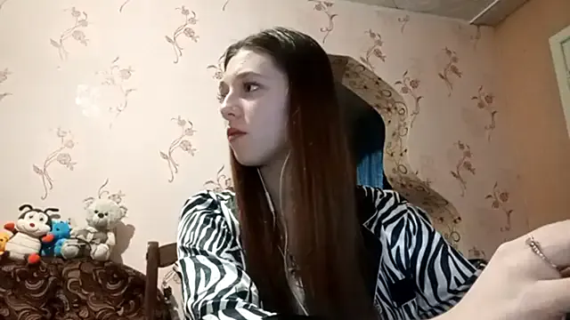 Sophiecuttie — I'll take off my shorts