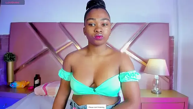 SophieSinclair — Topless