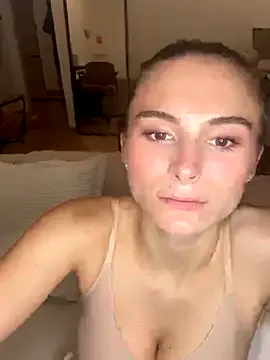 SophiiaStarr —  Hand Massage on Boobs 