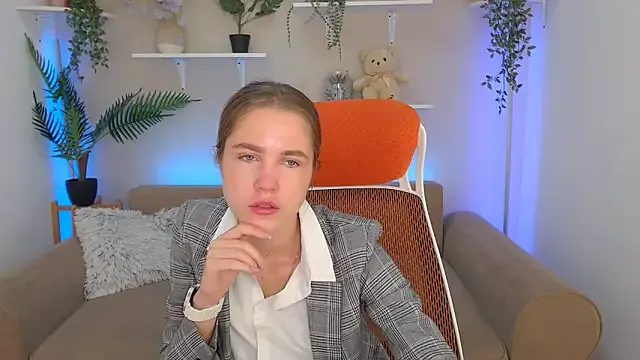 Spicy_Lexi — to make my mood up