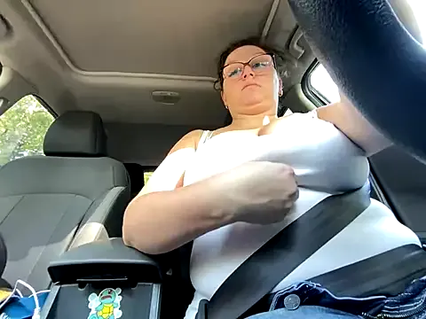SquirtlegirlygirlmM — Titties out pants off start fuckin pussy