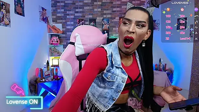 Starhott_ — SHOW OIL ASS + SPANK 