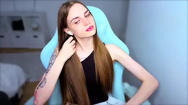 StellaLawless — Naked
