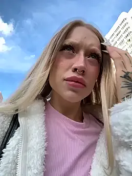 Sugar_Pop — masturbation in a public place 