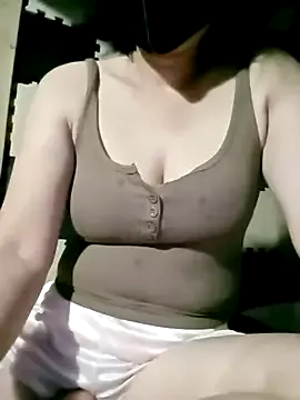 Surrilove — Freechat on StripChat