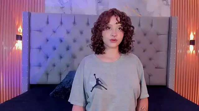 Suxan_White_ — lollypop show