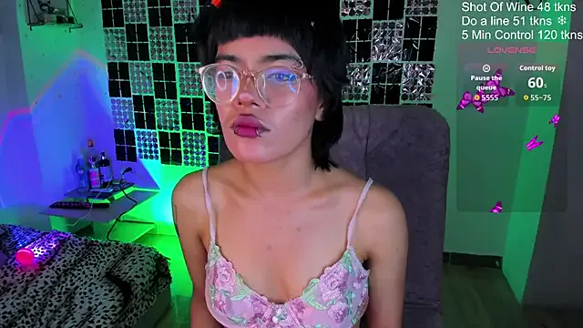 sweet_Samx — T0rture Nipples