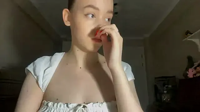 SweetButEvil — Tease my dress