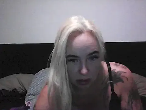 SweetLilith01 — Plug im Arsch
