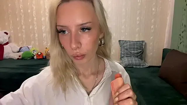 SwitchedFiver — Can i lick my finger close to camera?