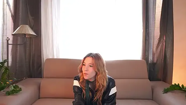 TamicaRiveiro — wet my decolte