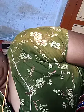 TAMIL_ELAKKIYA — Private on StripChat