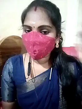 Tamil_roja17 — Freechat on StripChat