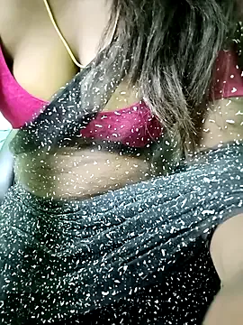 tamil_subha69 — Boobs oil show