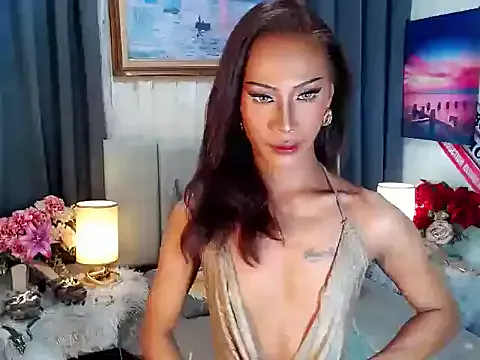Tarah_Ebony — BE MY LOVER >>>MAKE ME HAPPY>>CUM@GOAL!