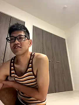 taroukun830 — Freechat on StripChat