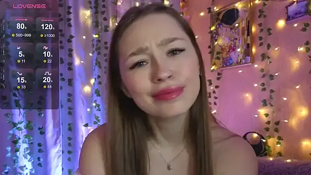 TeaseMeeNow — tease my boobs under top