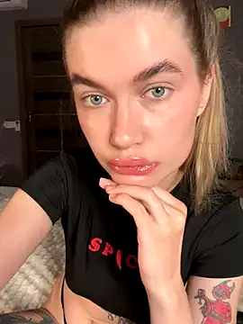 TechnooBabyy — striptease and oil on boobs