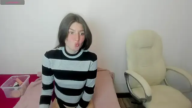 Tesa_cute — Private on StripChat