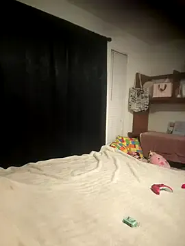thatonelightskinn — make me cum