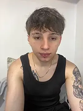 Thomas_Big_dick — HELLO THOM 