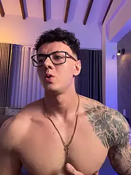 Thomas_Falcon — giggle chest