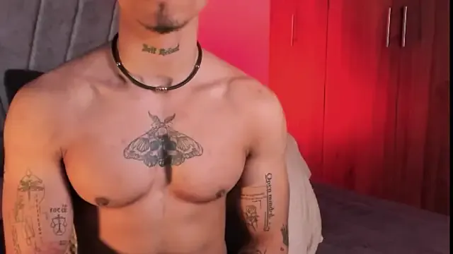Thomas_Fit1 — cum beast