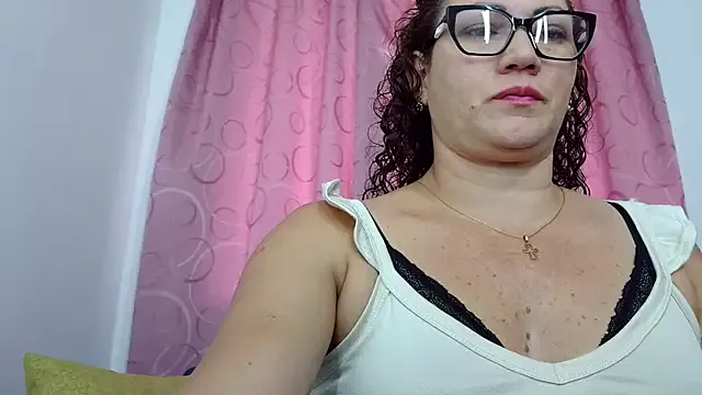 TifanyQueen_ — Freechat on StripChat