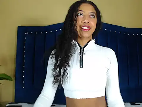 TinyStar15 — my first time naked in public