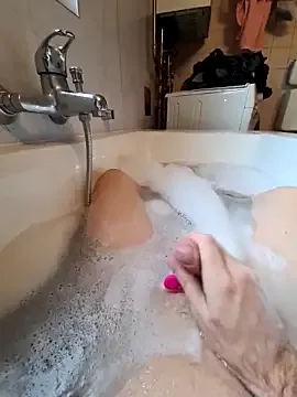 toeloverlive — Finger ass