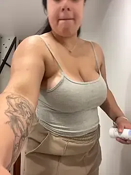 Tokio_Sakura — Naked