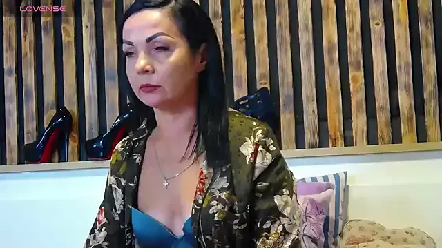 Tory_Lovi — for tits