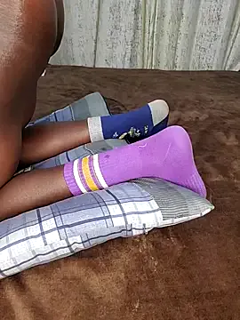 Tshameleni — DEEP FINGER WET PUSSY