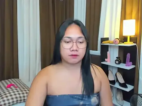 TsUncutKaren — HELP ME TO KEEP MY GOAL LOVE AND CUM ..