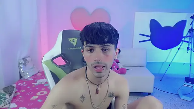 Twink_fun_ — Show CUM in public
