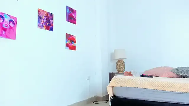 tyra_bankss_ — ride dildo