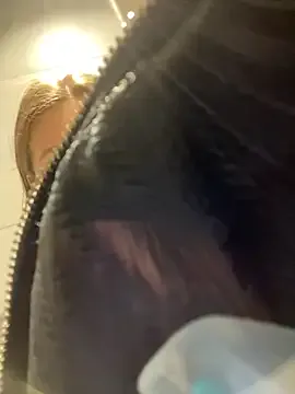 UnaMiuMiu — Freechat on StripChat