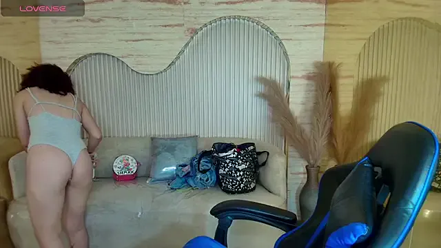 valentina_r_ — Fuck me with toy