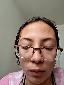 Valeria_Saenz_25 — Sucks cock