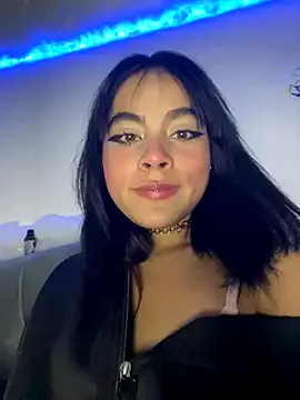 Veeronica_ — Dildo in public bathroom