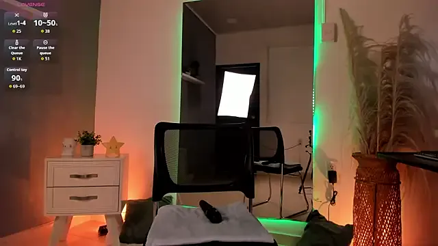 veronica185 — STRIPTEASE AND SEXY DANCE
