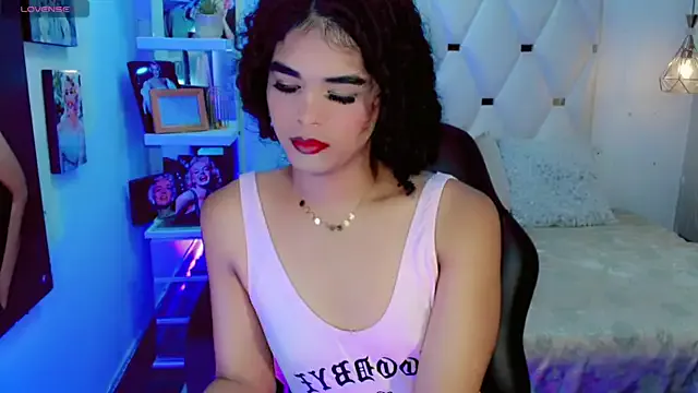 Veronica_Misst_ — Kisses 
