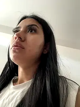 Victoria_alson — TOTAL NAKED AND OIL IN MY ASS 