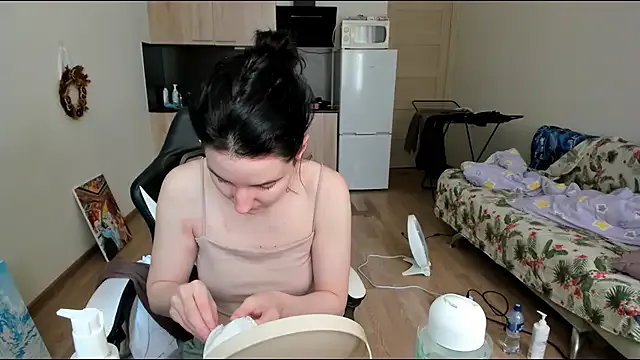Victoria_Winters — for materials for paintings 