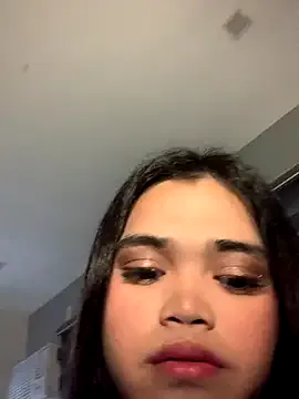 VictoriaL0ve — Cum at goal empty my balls