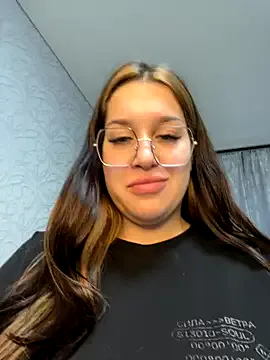 VikiDemini — Private on StripChat