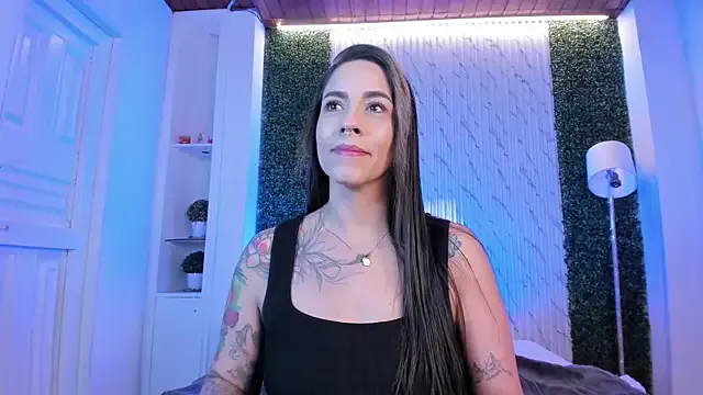 violet_scott —  Twerking With Panties 