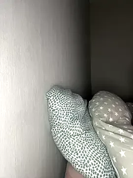 whitequeen_xxx — Flash seins